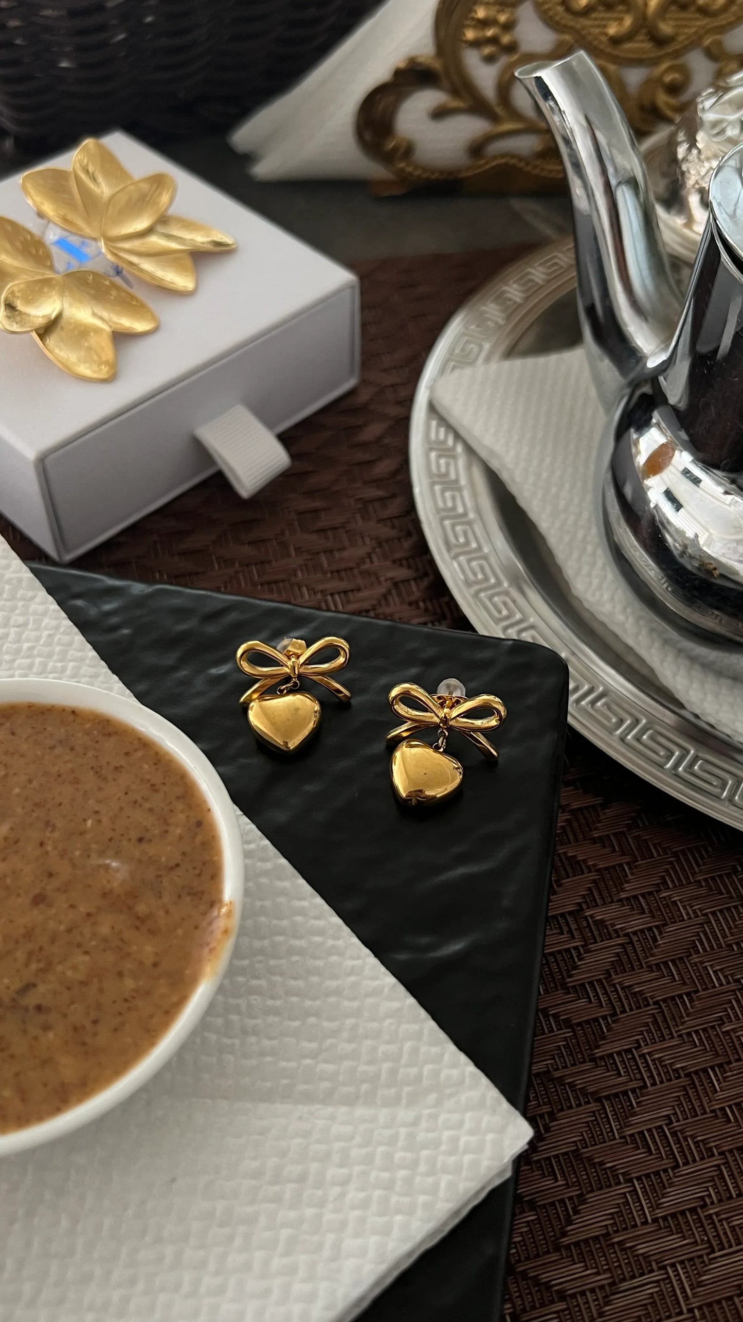 Boucles d'oreilles "LILI" - Bleu Saphir