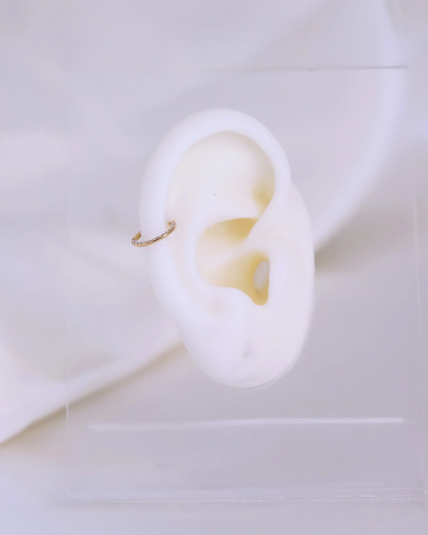 Piercing "INCOMPARABLE" - Bleu Saphir