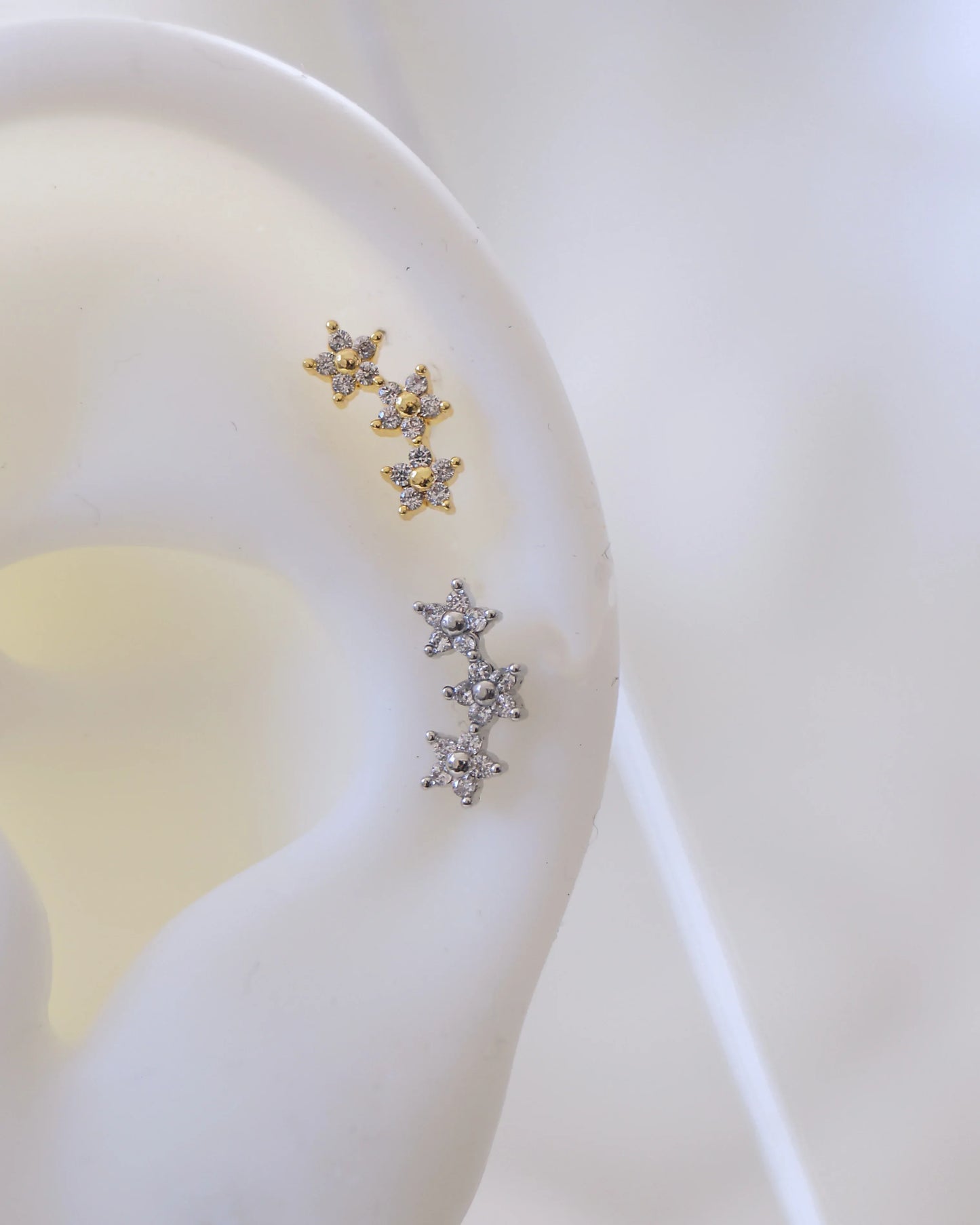 Piercing "FLOWER" - Bleu Saphir