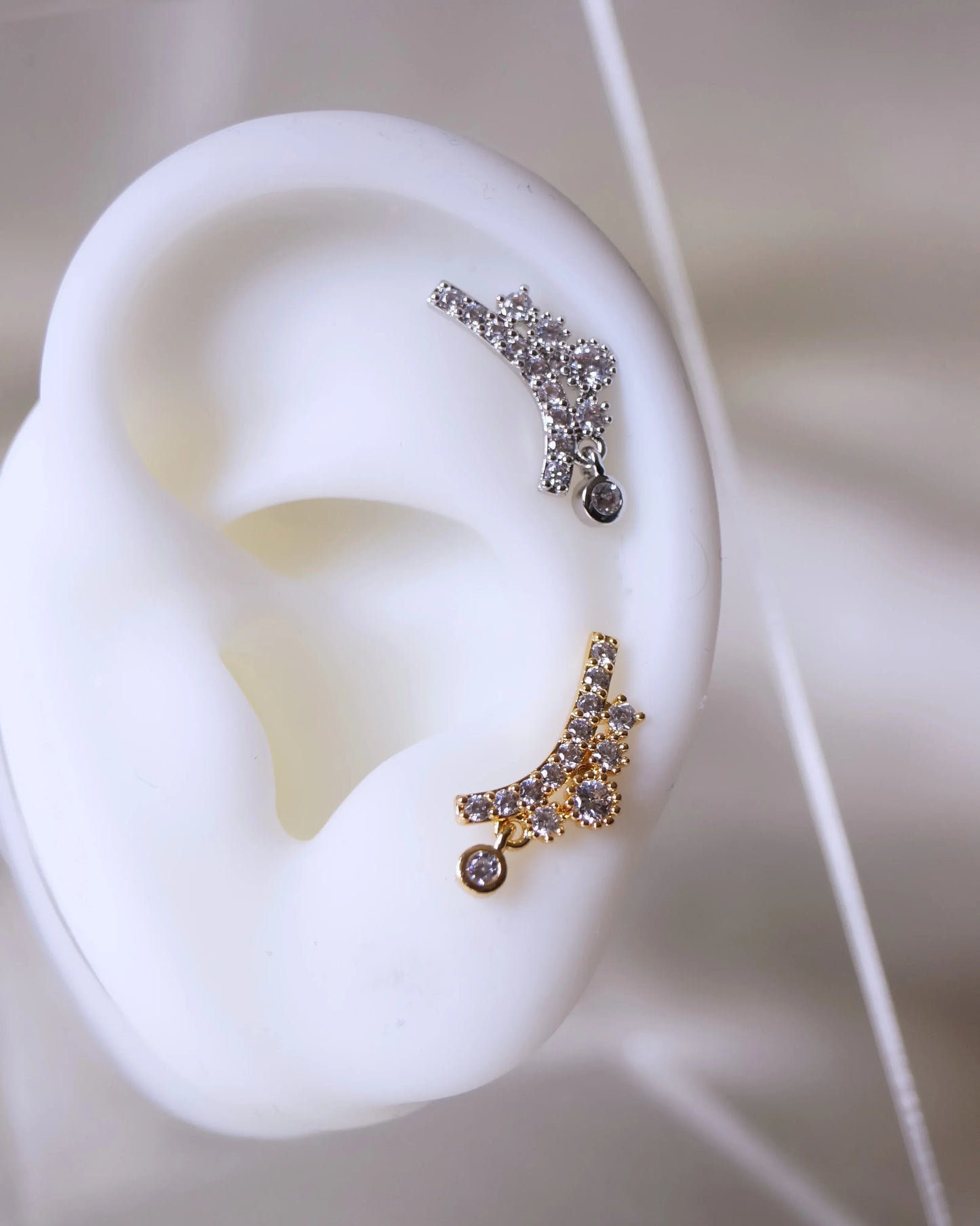 Piercing "IZA" - Bleu Saphir