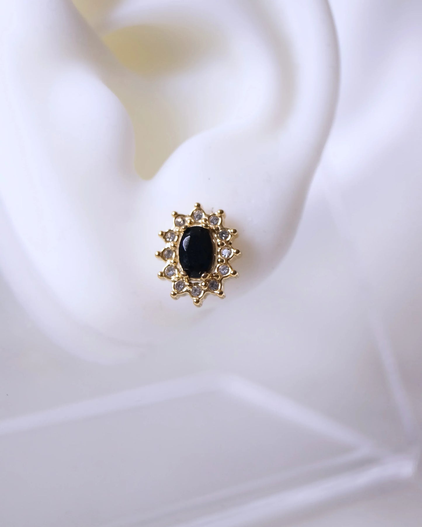 Boucles d'oreilles "BUCKINGHAM" · Noires - Bleu Saphir