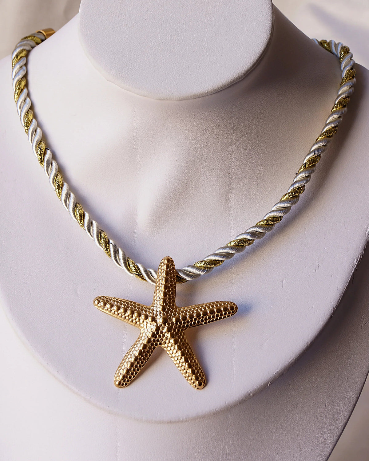 Collier "LUNA" - Bleu Saphir