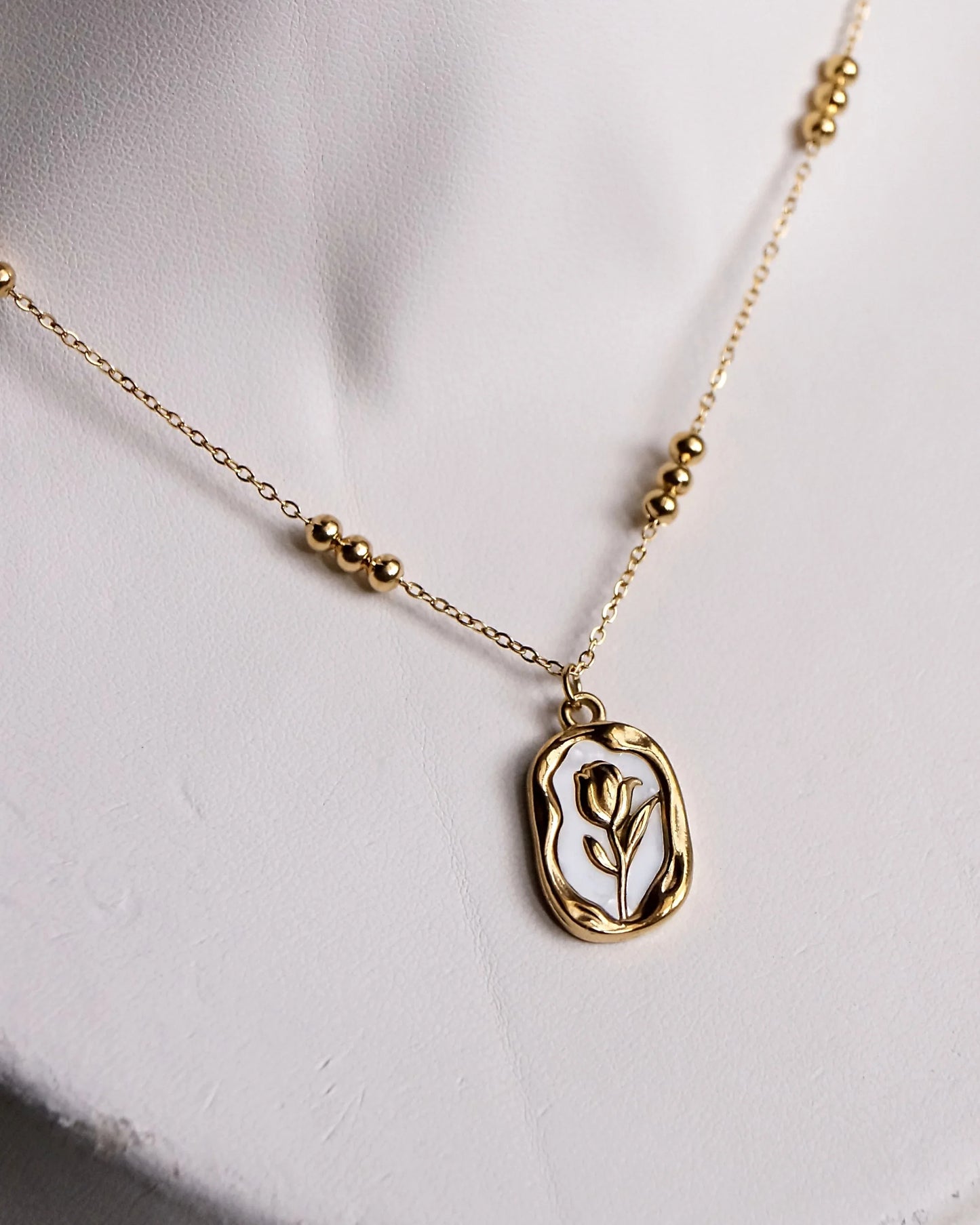 Collier "ROSE ETERNELLE" - Bleu Saphir