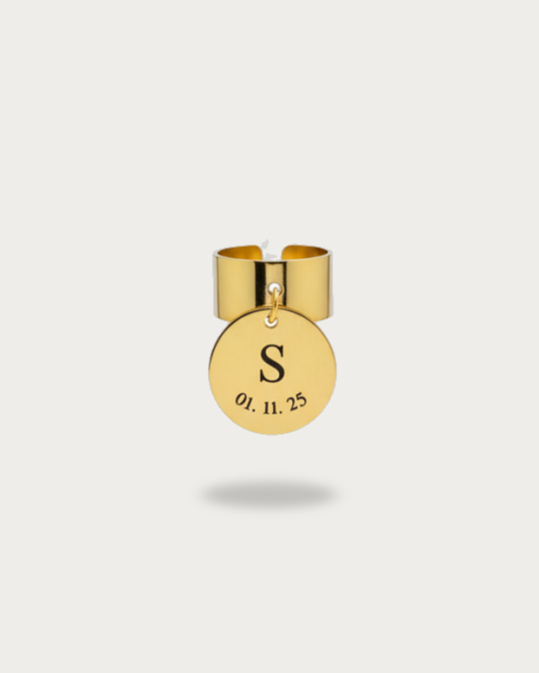 "ESSENTIEL" - Bague initiale et date gravée en acier inoxydable - Breloque taille L