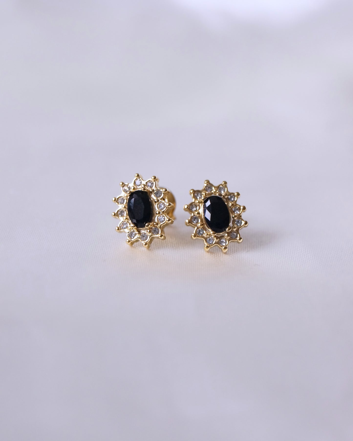 Boucles d'oreilles "BUCKINGHAM" · Noires