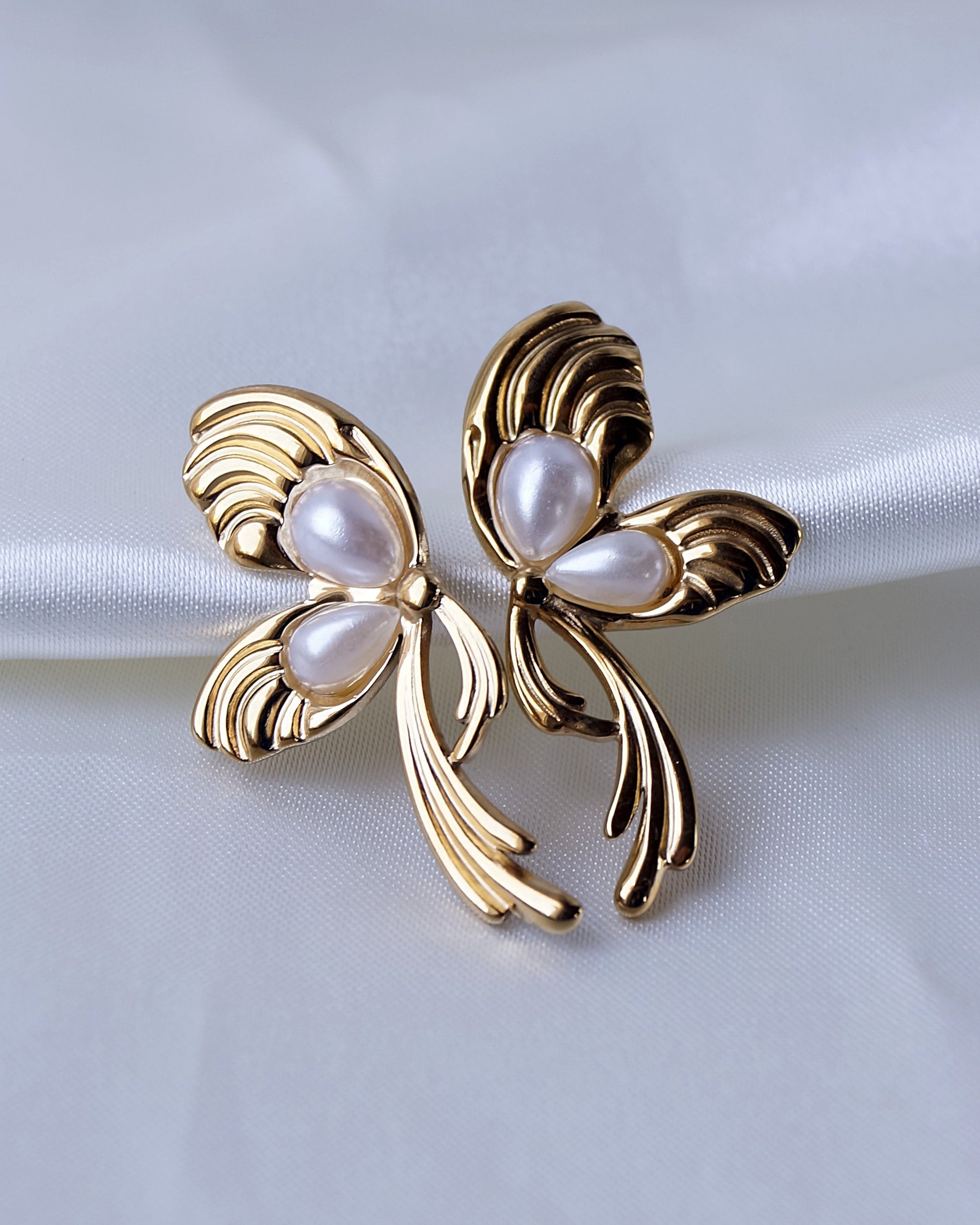 Boucles d'oreilles BEVERLY acier inoxydable glamour élégant style californien Bleu Saphir bijoux bijou en acier inoxydable pas cher
