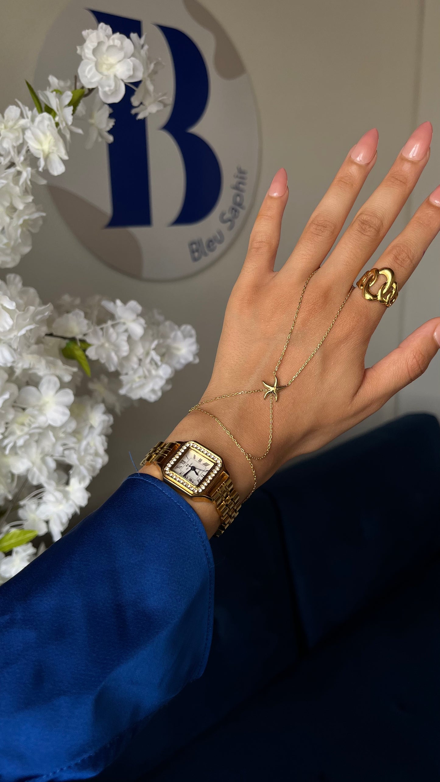 Chaine de main LUNA dorée acier inoxydable bijou élégant
