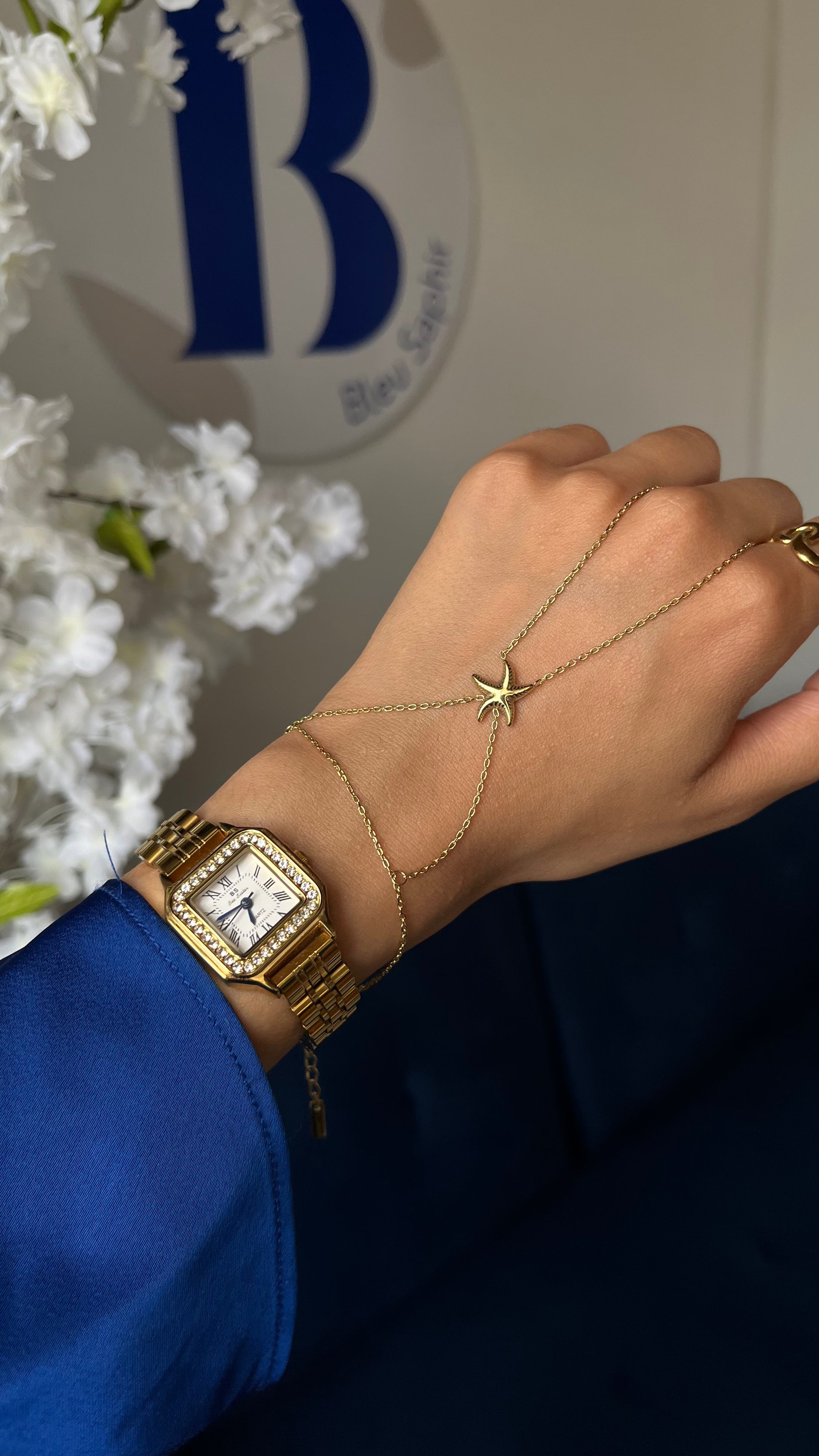 Chaine de main LUNA dorée acier inoxydable bijou élégant
