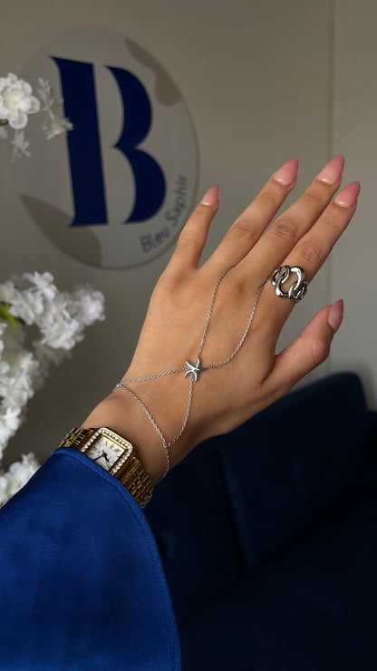 Chaine de main "LUNA" · Argentée - Bleu Saphir