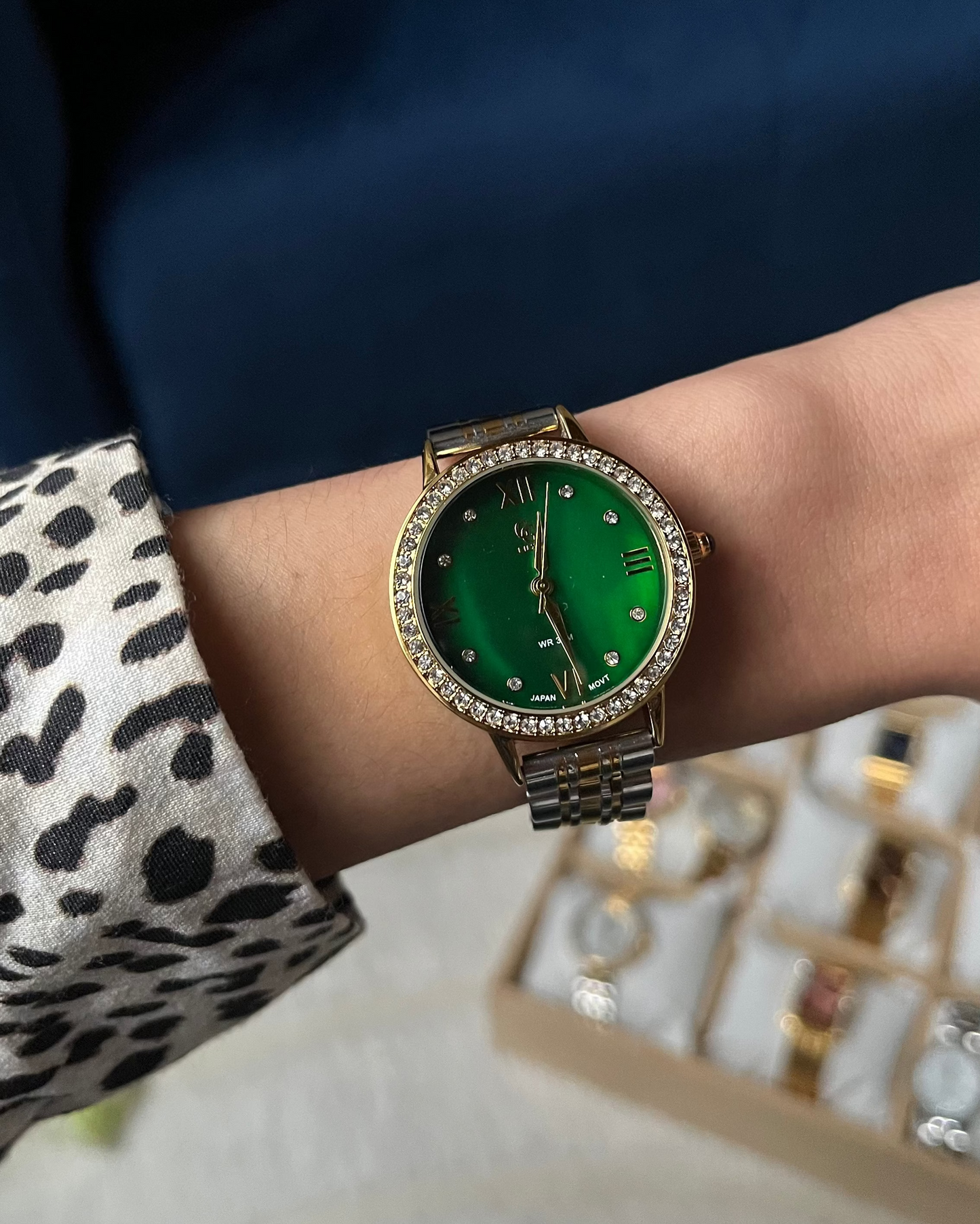 Montre TOKYO (bracelet bicolore doré et argenté)