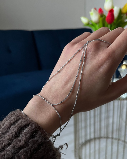 Chaine de main "AMBER" - argenté