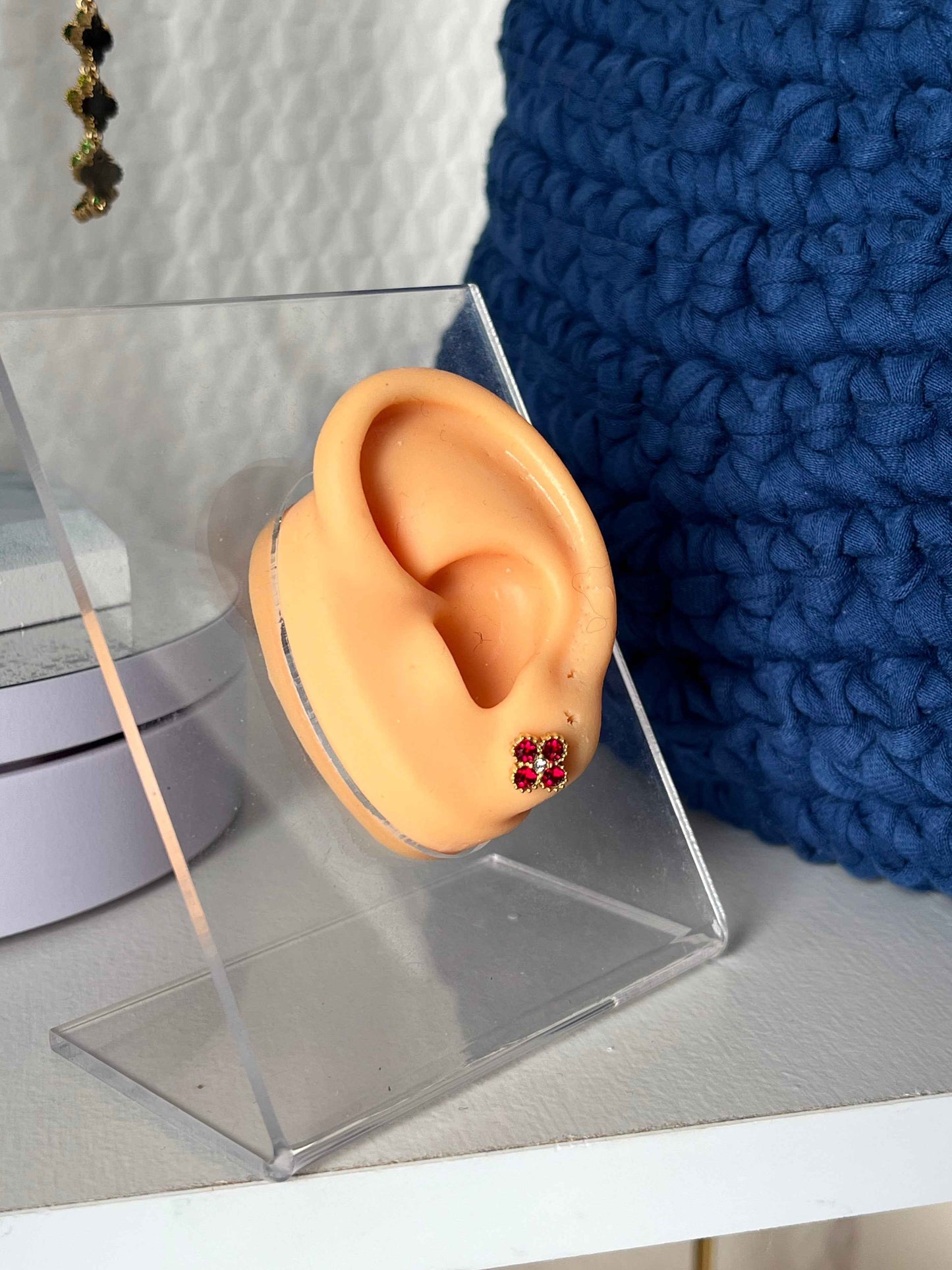 Boucles d'oreilles MONTAIGNE - puces vendues par paire