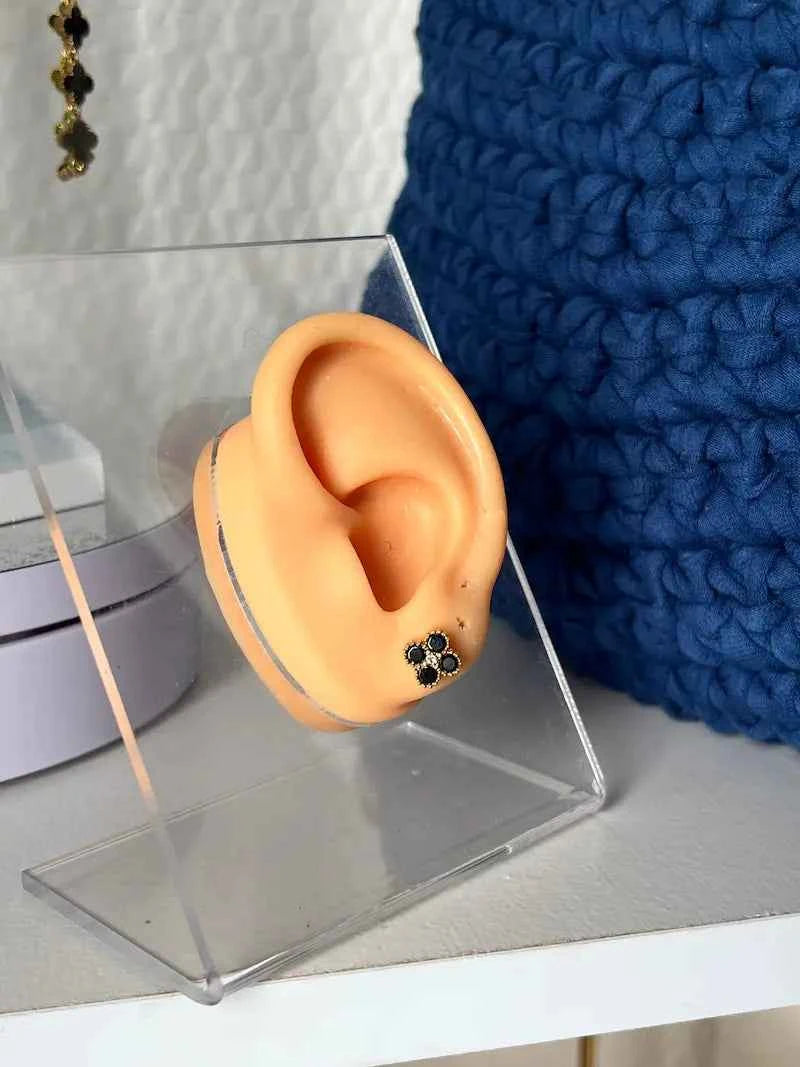 Boucles d'oreilles MONTAIGNE - puces vendues par paire