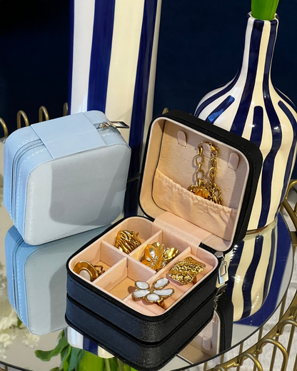 Boite à bijoux "L'Essentielle" (noire) - Bleu Saphir